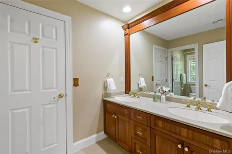 1985 Hunterbrook Road Yorktown Heights NY 10598