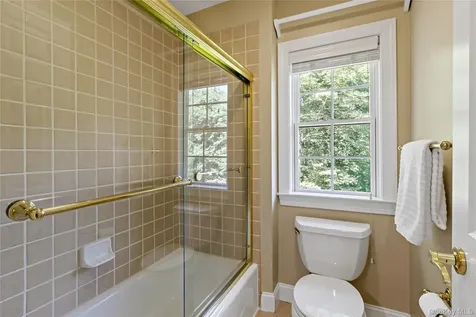 1985 Hunterbrook Road Yorktown Heights NY 10598