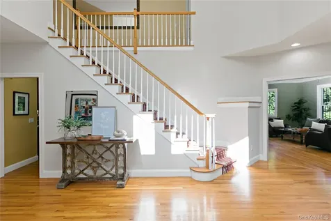 1985 Hunterbrook Road Yorktown Heights NY 10598