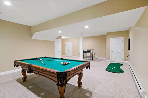 1985 Hunterbrook Road Yorktown Heights NY 10598