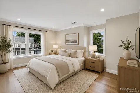 10 Hazel Place Floral Park NY 11001