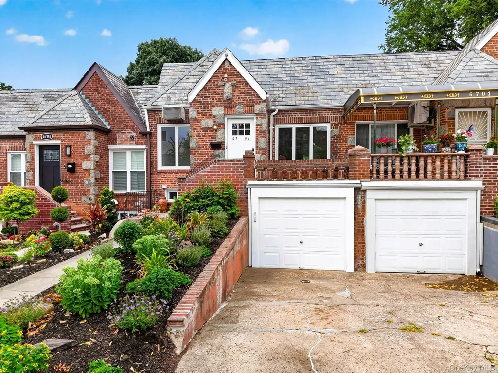 6706 Thornton Place Forest Hills NY 11375