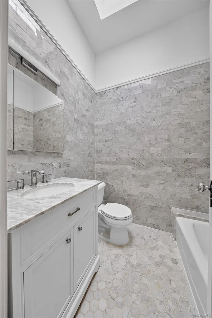 6706 Thornton Place Forest Hills NY 11375