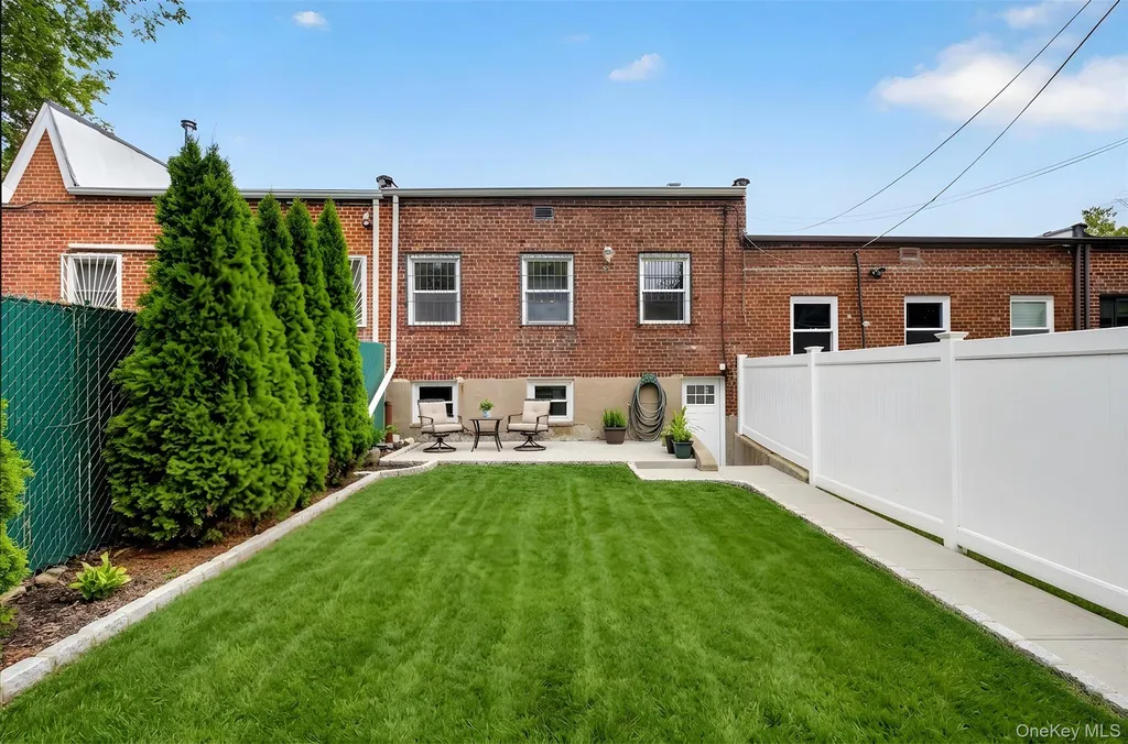 6706 Thornton Place Forest Hills NY 11375