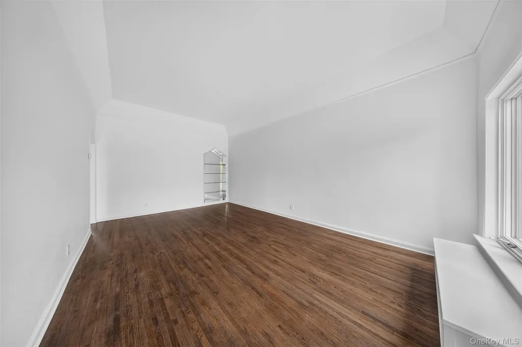 6706 Thornton Place Forest Hills NY 11375