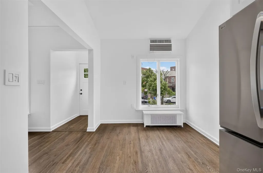 6706 Thornton Place Forest Hills NY 11375