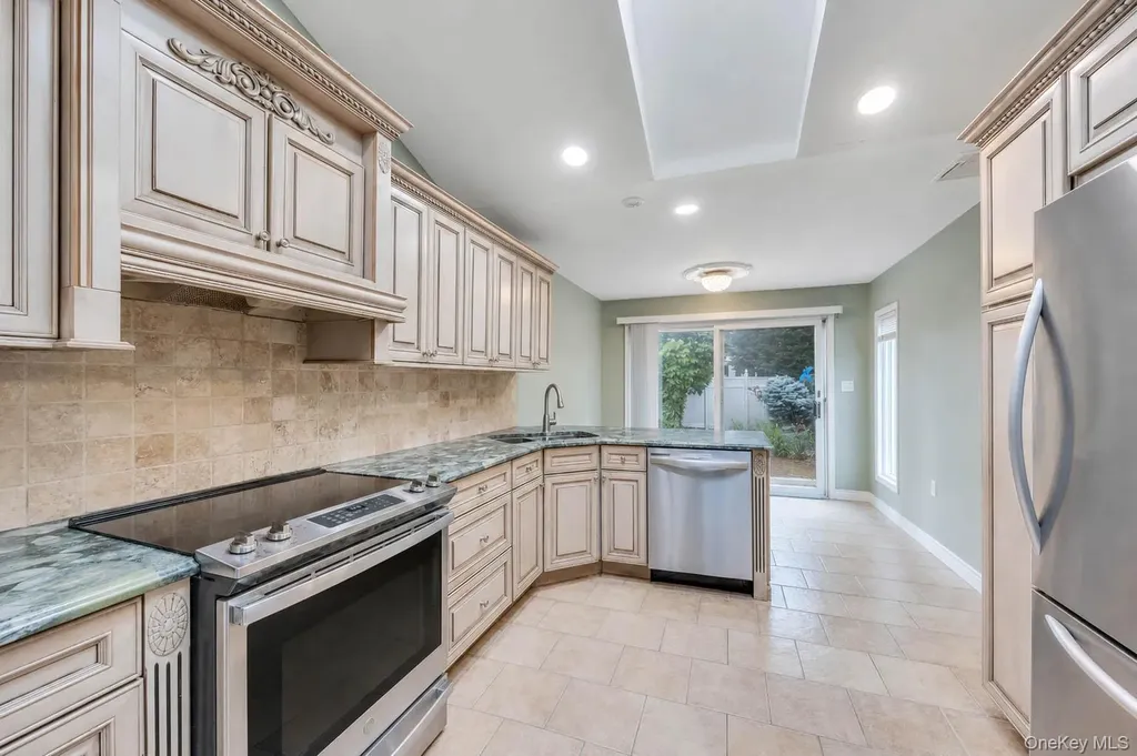49 Village Drive Jericho NY 11753