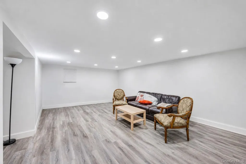 49 Village Drive Jericho NY 11753