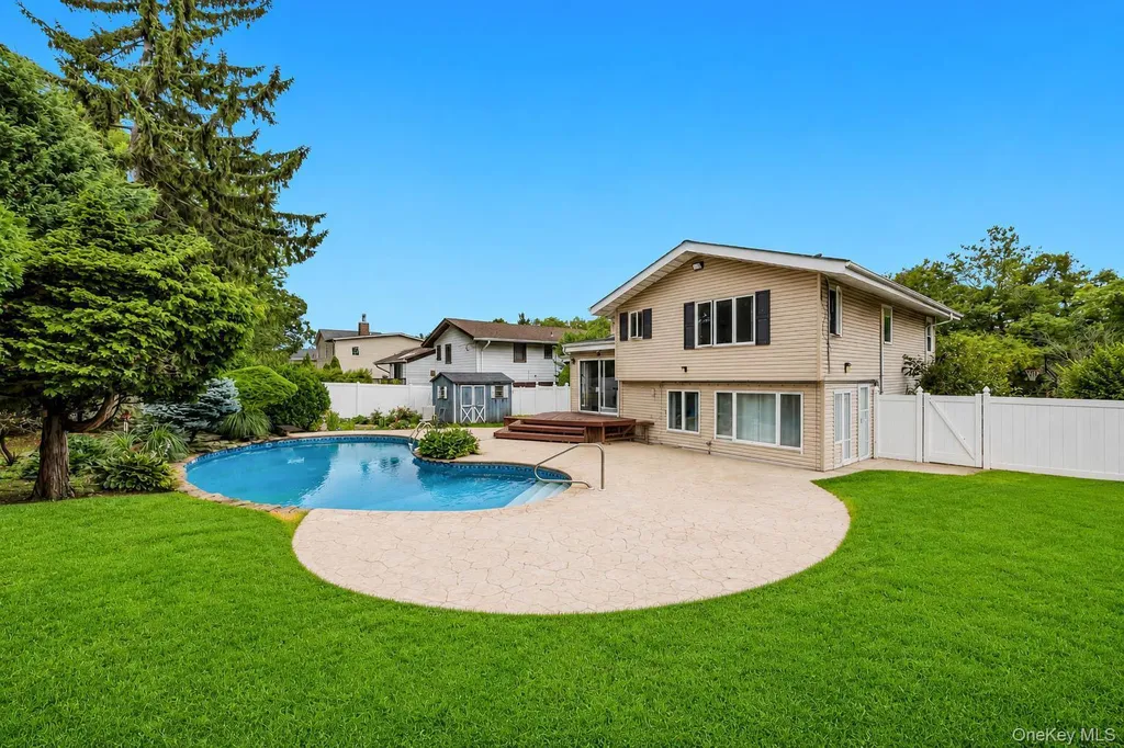 49 Village Drive Jericho NY 11753