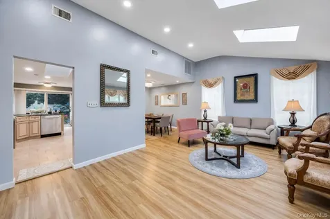 49 Village Drive Jericho NY 11753