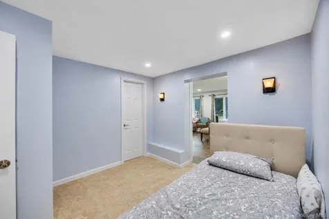 49 Village Drive Jericho NY 11753