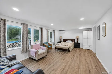 49 Village Drive Jericho NY 11753