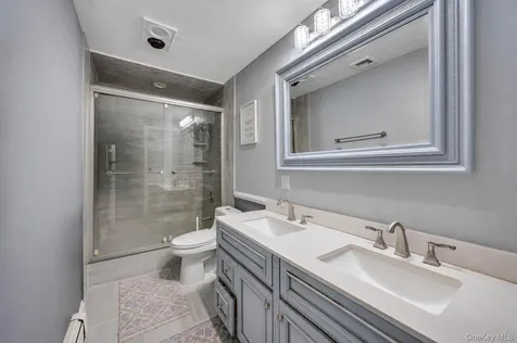 49 Village Drive Jericho NY 11753