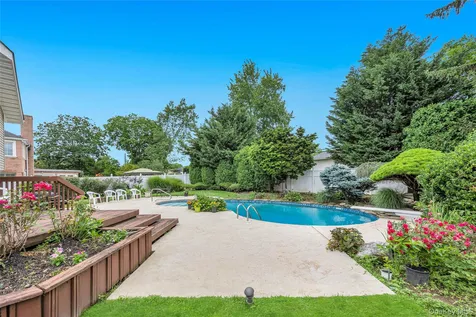 49 Village Drive Jericho NY 11753