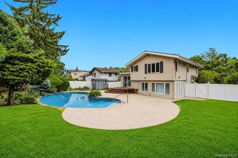 49 Village Drive Jericho NY 11753