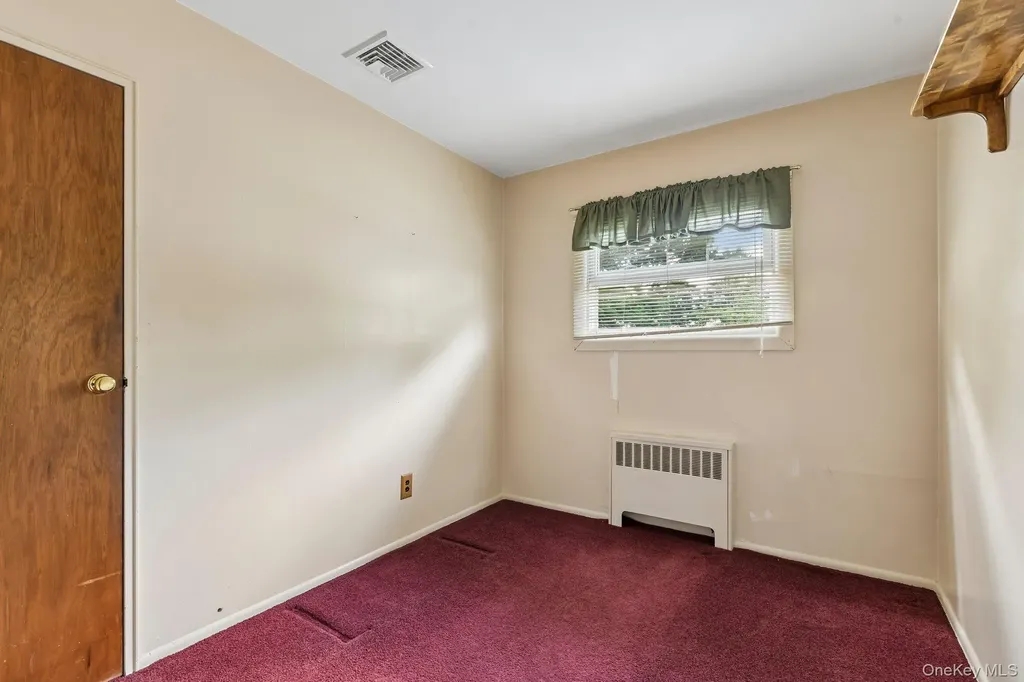 12 Albert Street Shoreham NY 11786