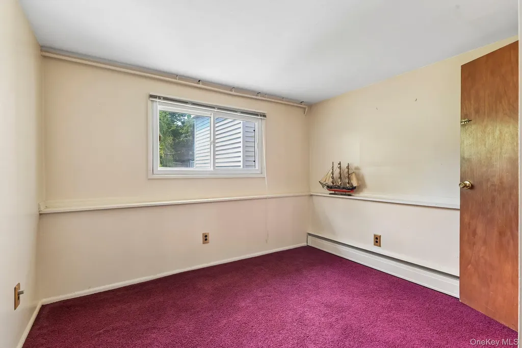 12 Albert Street Shoreham NY 11786