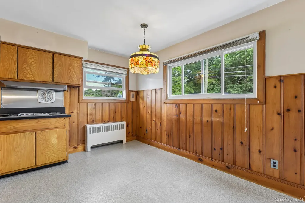 12 Albert Street Shoreham NY 11786