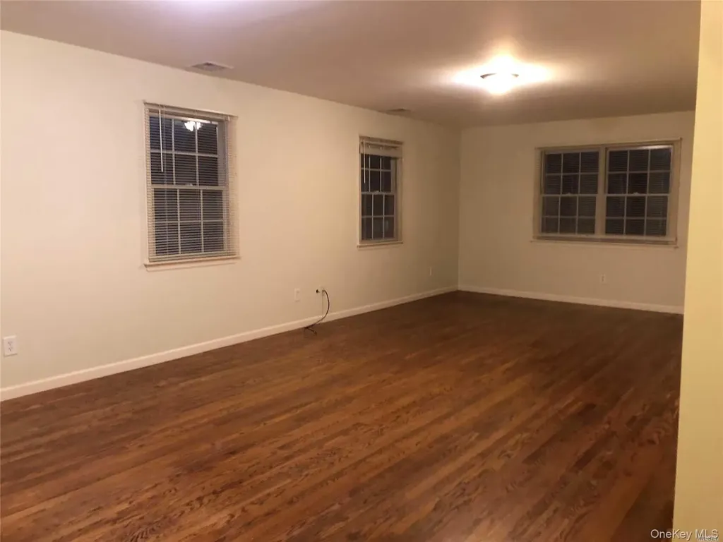 495 Montauk Highway Eastport NY 11941