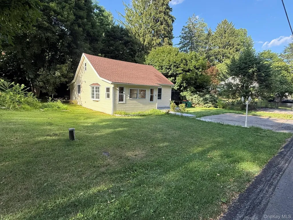 4 South Street Putnam Valley NY 10579