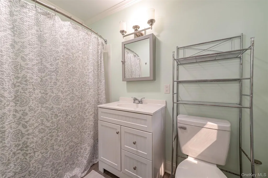 1022 Parkway Street Riverhead NY 11901