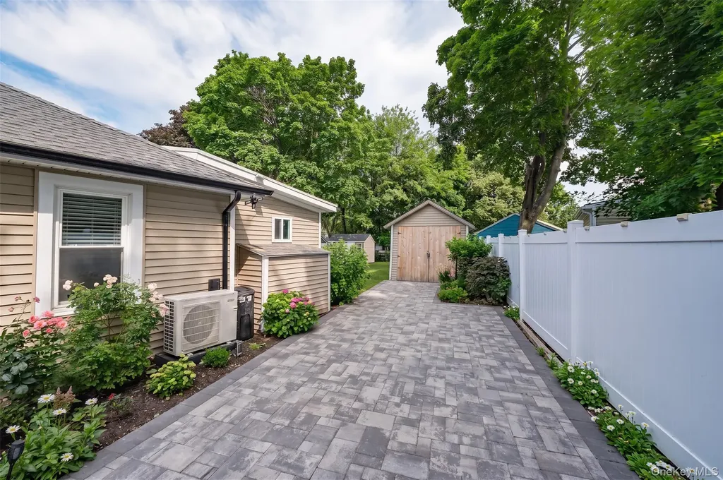 1022 Parkway Street Riverhead NY 11901