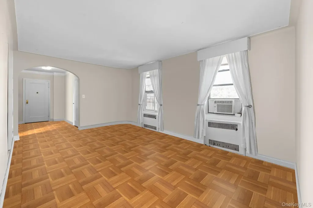 8380 118th Street Kew Gardens NY 11415