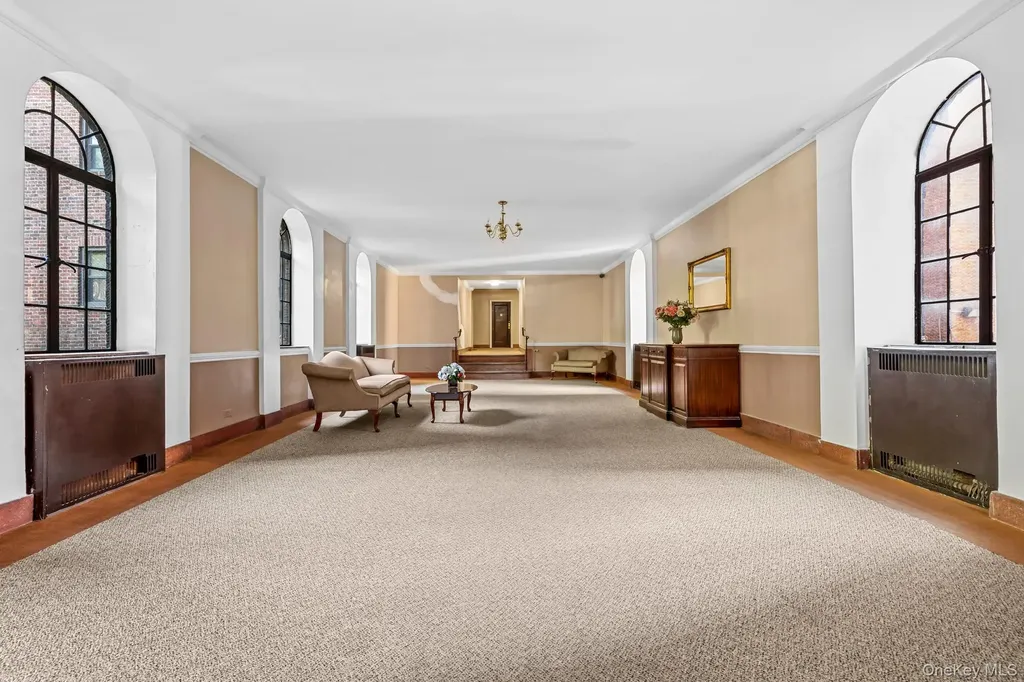 8380 118th Street Kew Gardens NY 11415