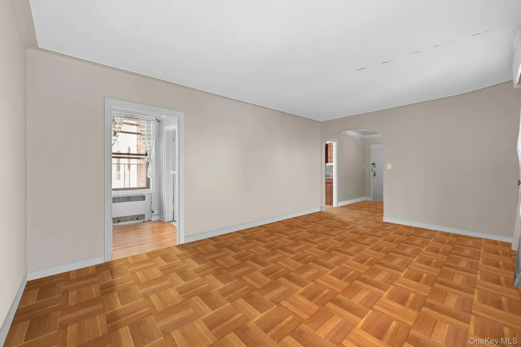 8380 118th Street Kew Gardens NY 11415