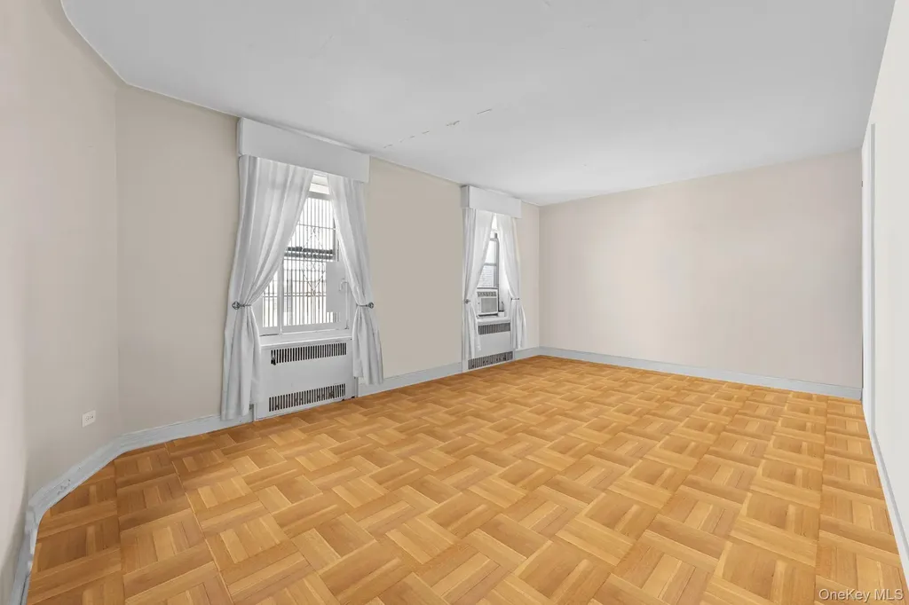 8380 118th Street Kew Gardens NY 11415