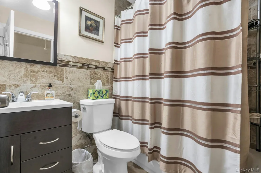 84 Juniper Avenue Ronkonkoma NY 11779