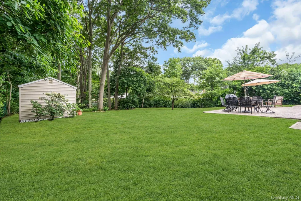 84 Juniper Avenue Ronkonkoma NY 11779