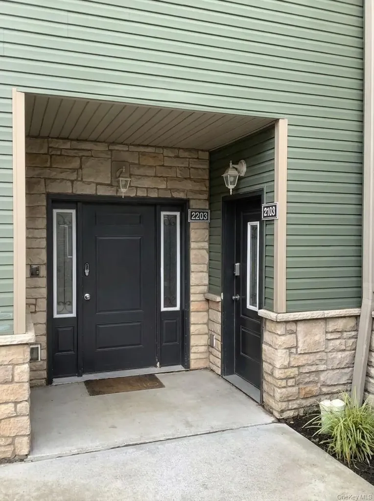 2103 Corner Street Spring Valley NY 10977