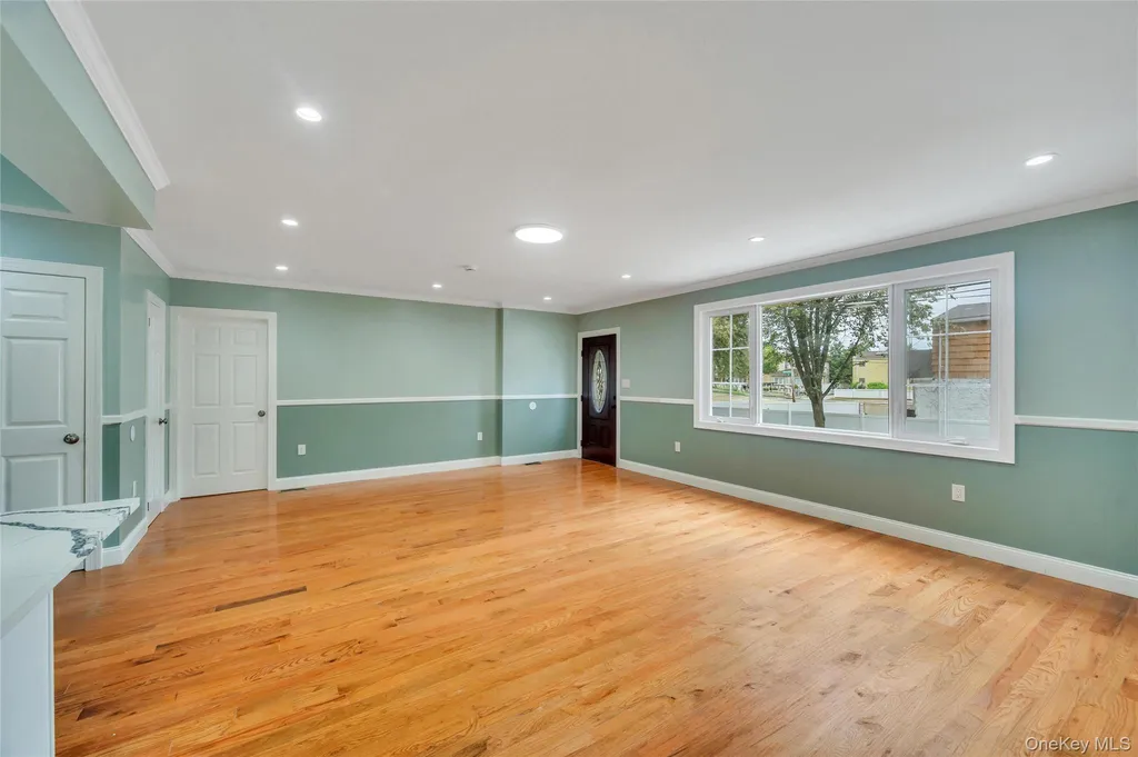 17643 133rd Road Jamaica NY 11434