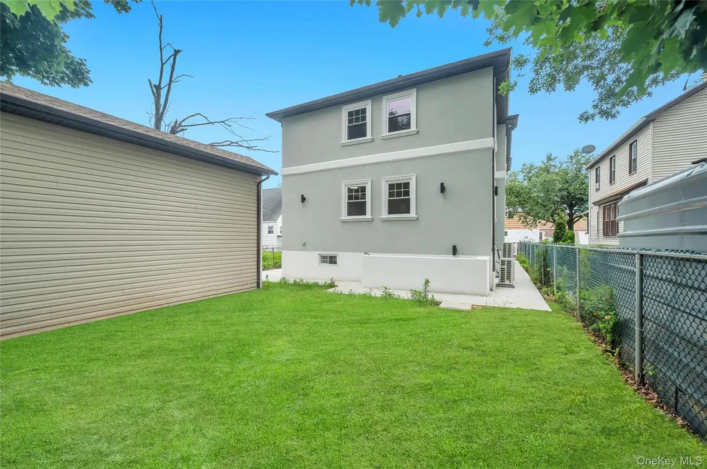 17643 133rd Road Jamaica NY 11434