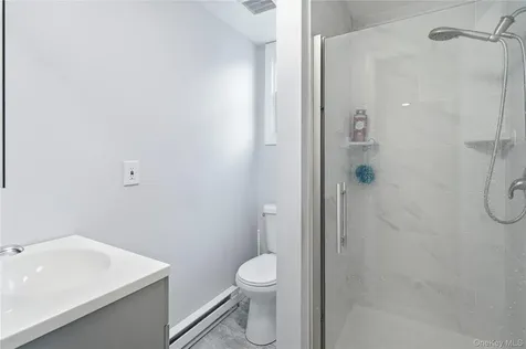 35 Village Circle S Manorville NY 11949