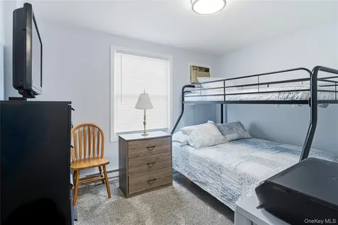 35 Village Circle S Manorville NY 11949