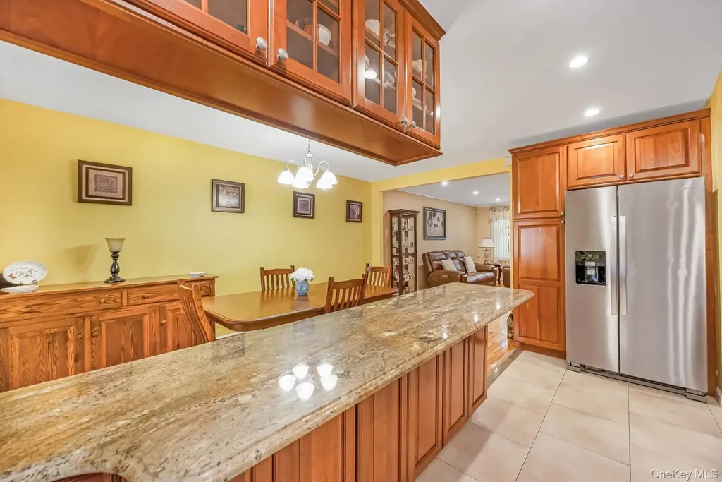 65-19 78th Street Middle Village NY 11379