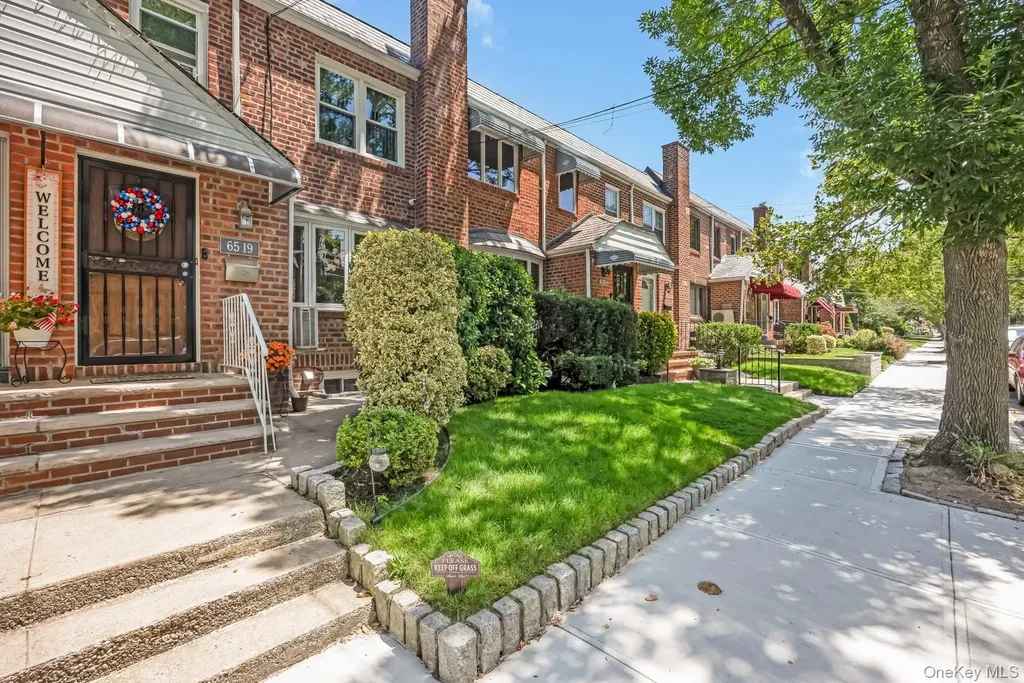 65-19 78th Street Middle Village NY 11379