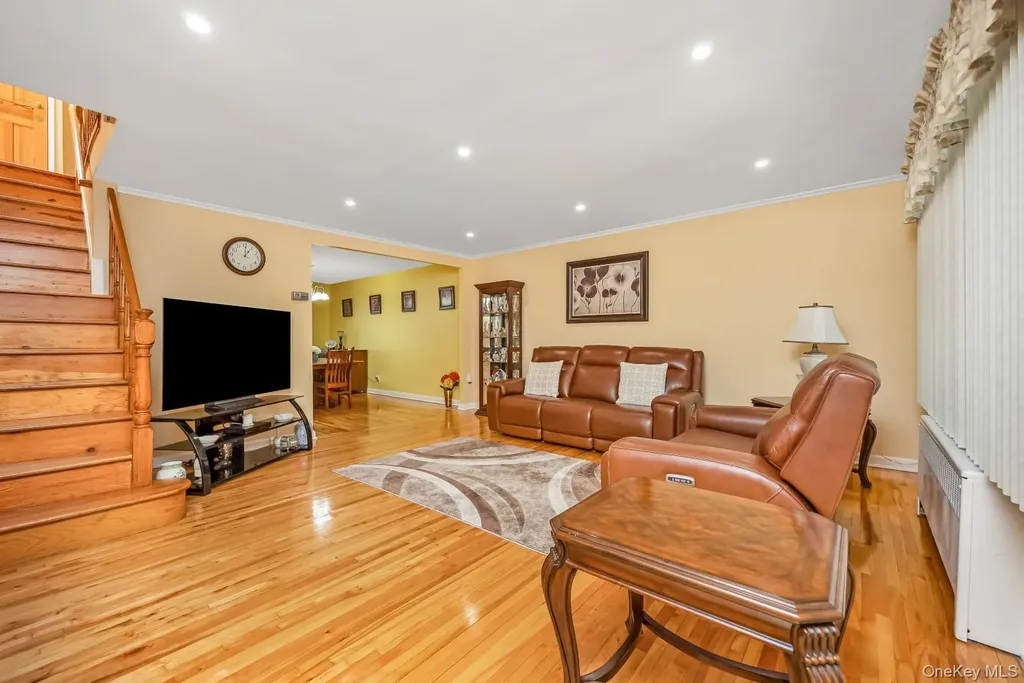 65-19 78th Street Middle Village NY 11379