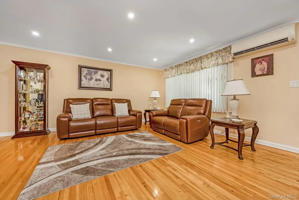65-19 78th Street Middle Village NY 11379