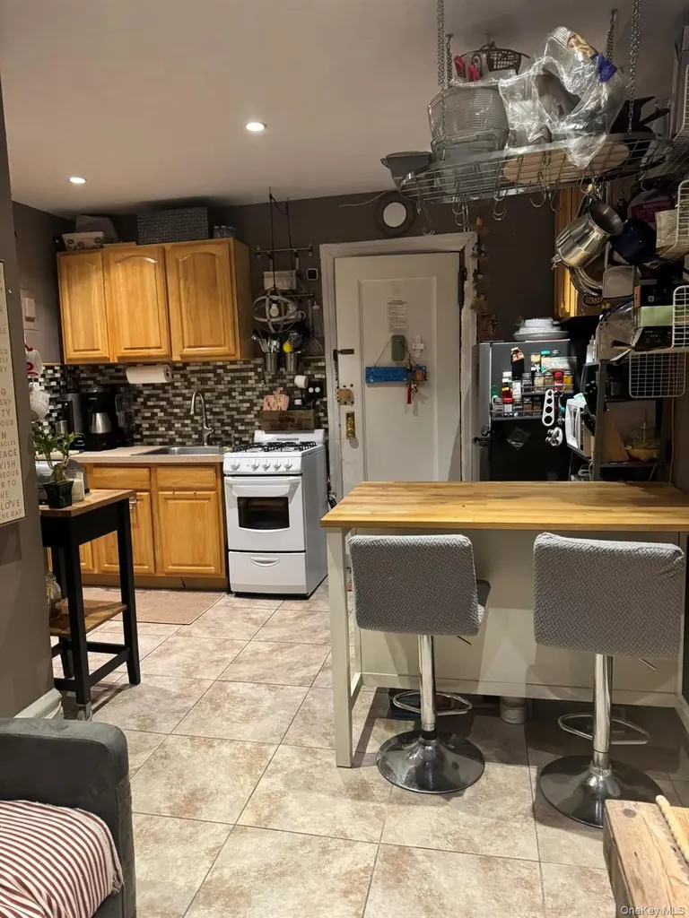 83-19 116th Street Kew Gardens NY 11415