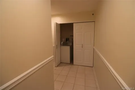 146 Farm House Court Manorville NY 11949