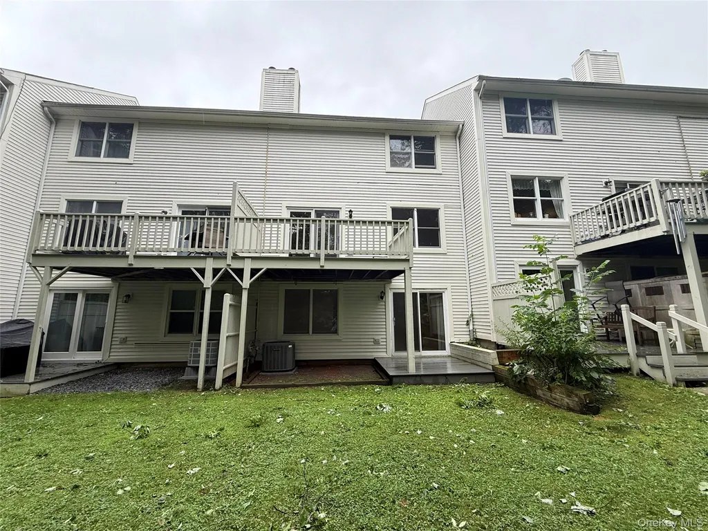 317 Cornwall Meadows Lane Patterson NY 12563