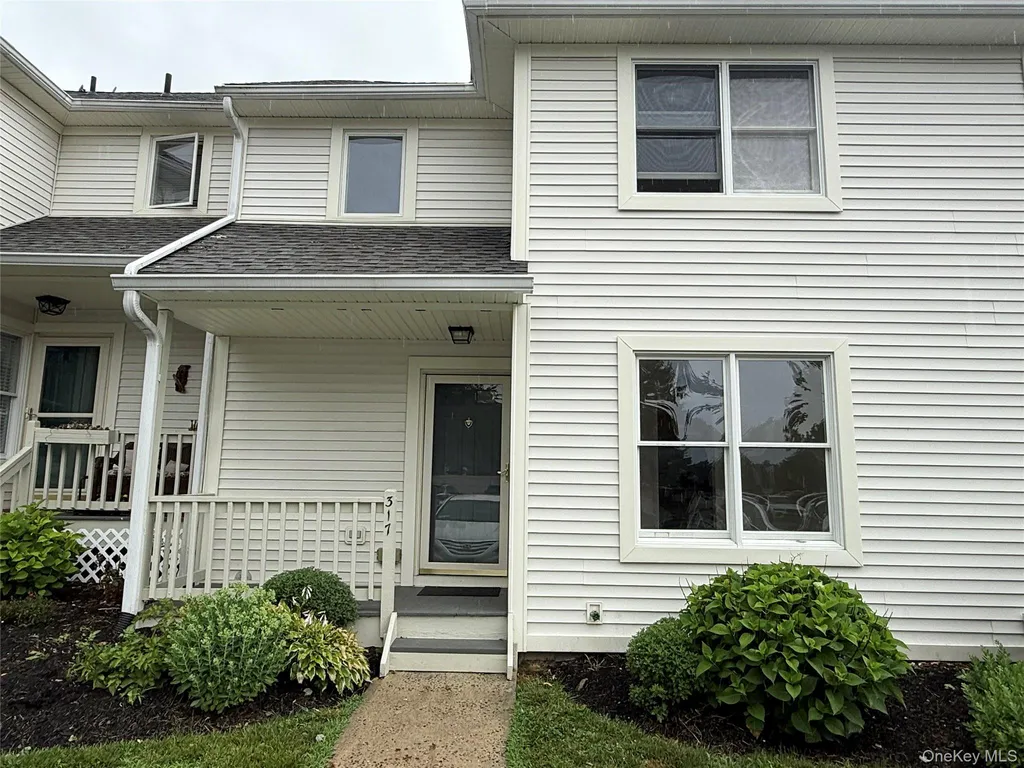 317 Cornwall Meadows Lane Patterson NY 12563