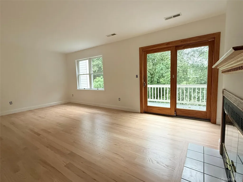 317 Cornwall Meadows Lane Patterson NY 12563