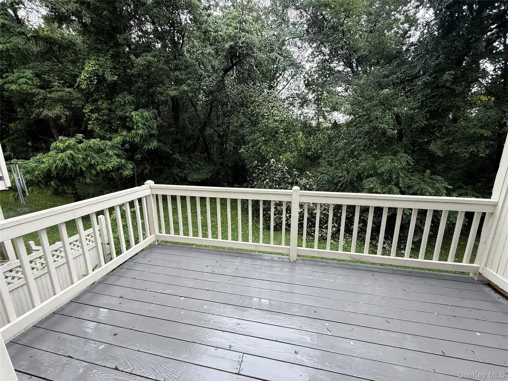 317 Cornwall Meadows Lane Patterson NY 12563