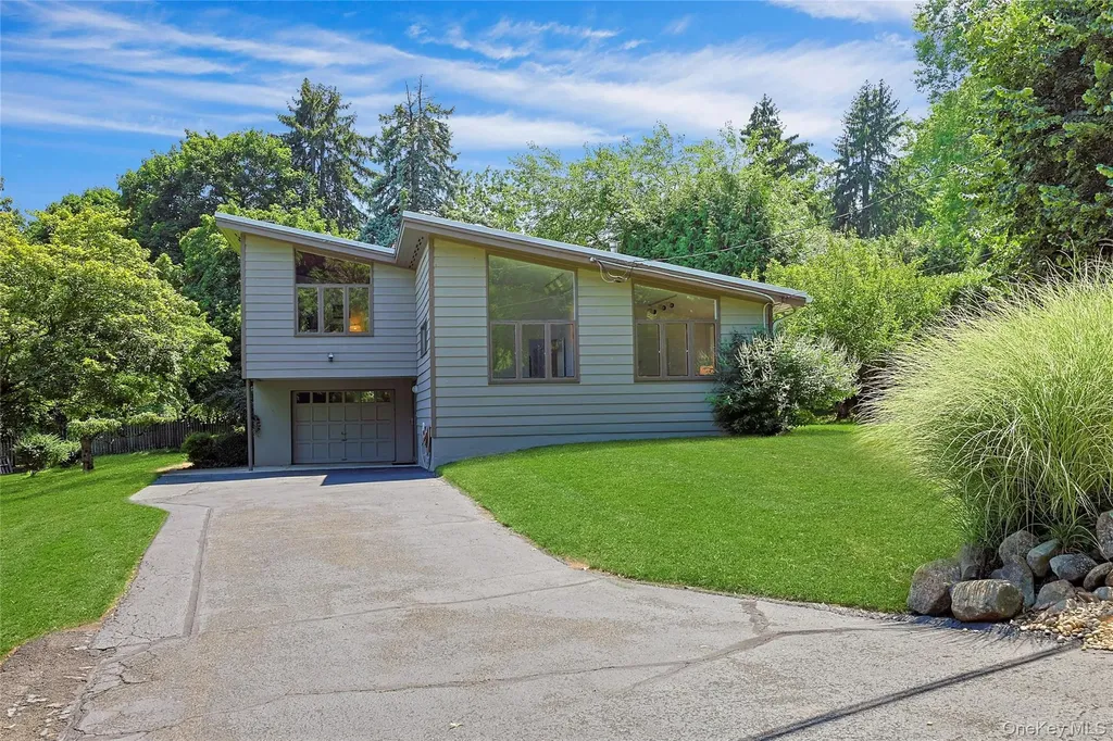 107 Larchdale Avenue Nyack NY 10960