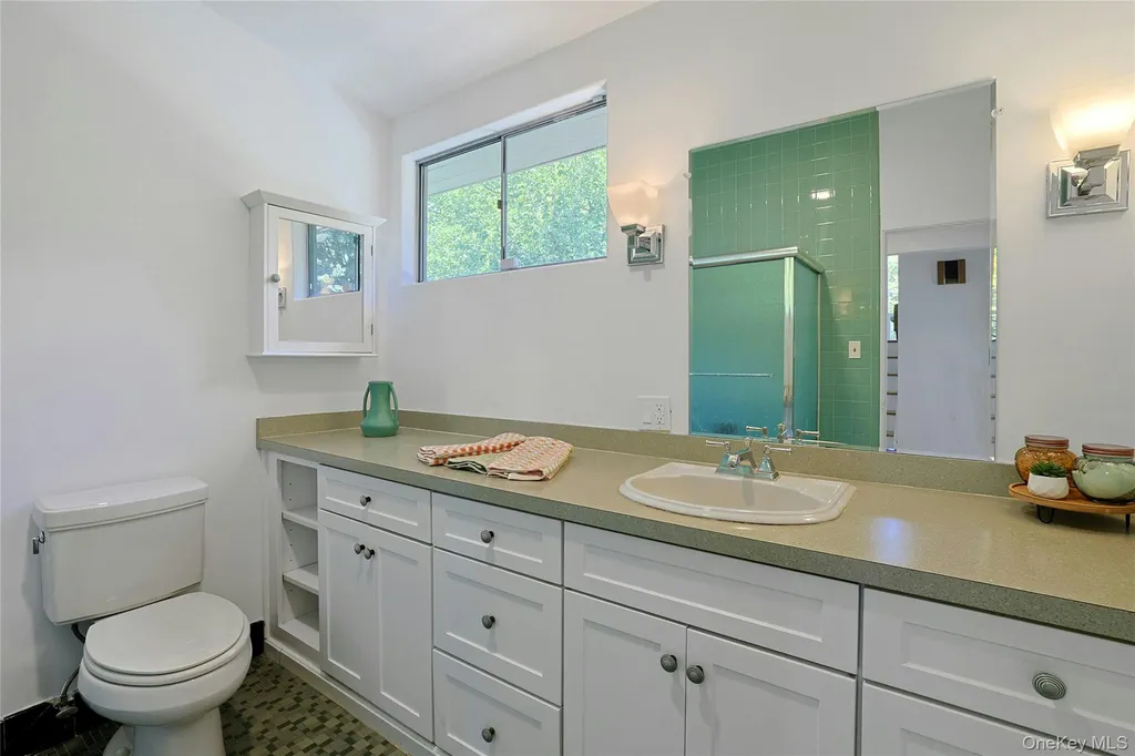 107 Larchdale Avenue Nyack NY 10960