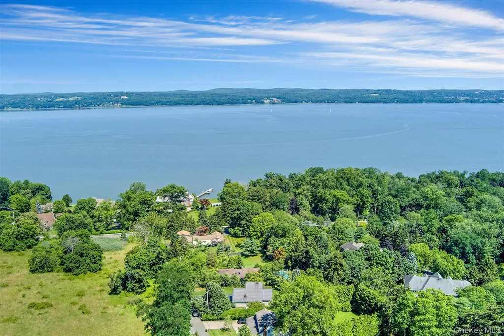 107 Larchdale Avenue Nyack NY 10960
